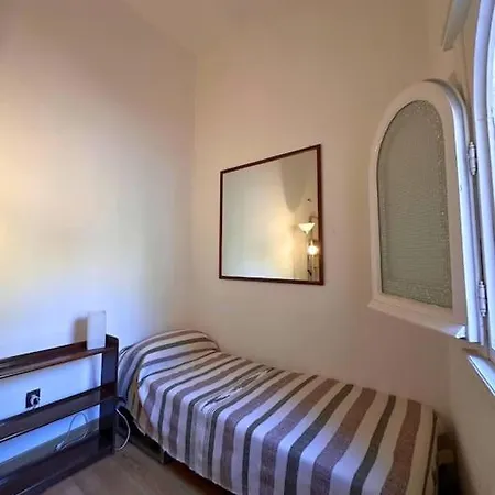 Cozy Apartment At The Heart Of The Eternal City-2
